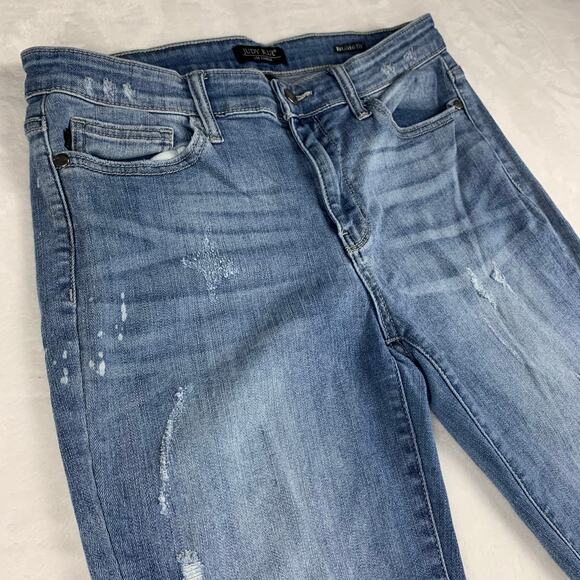 Judy Blue Jeans Girlfriend Relaxed Fit sz 13 / 31 Adelene Stretch Distressed EUC - Picture 4 of 12